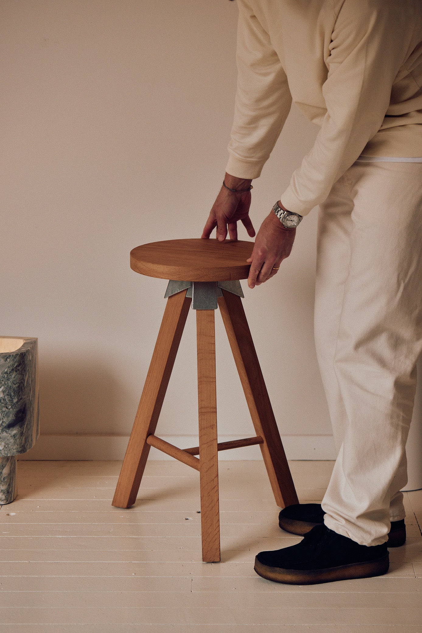 A-joint Stool