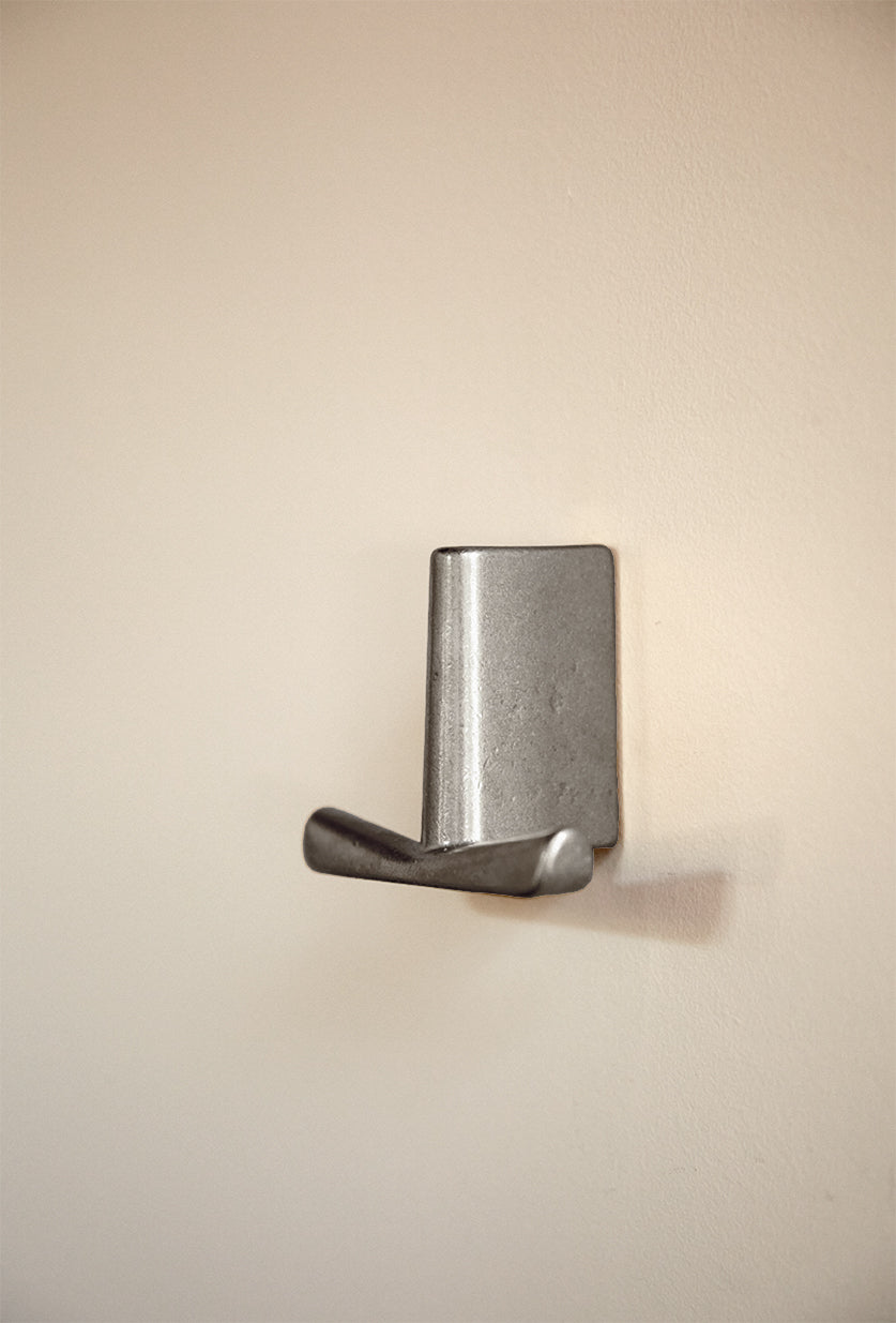 Ala Wall hook in Aluminium